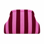 Knitty – The Snap-Shut Makeup Bag