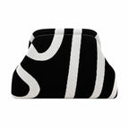 Knitty – The Snap-Shut Makeup Bag